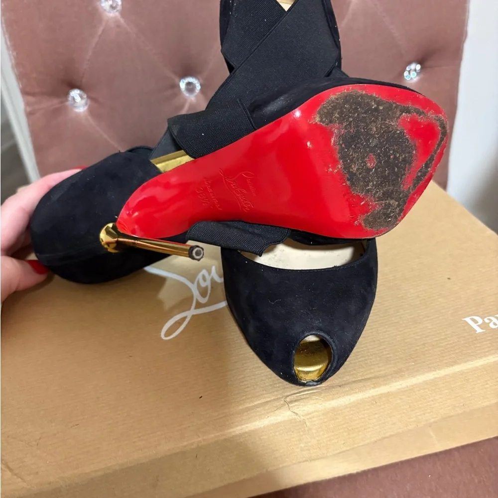 Christian Louboutin Black Heels with Red Soles and Gold Stilettos - Picture 3 of 5